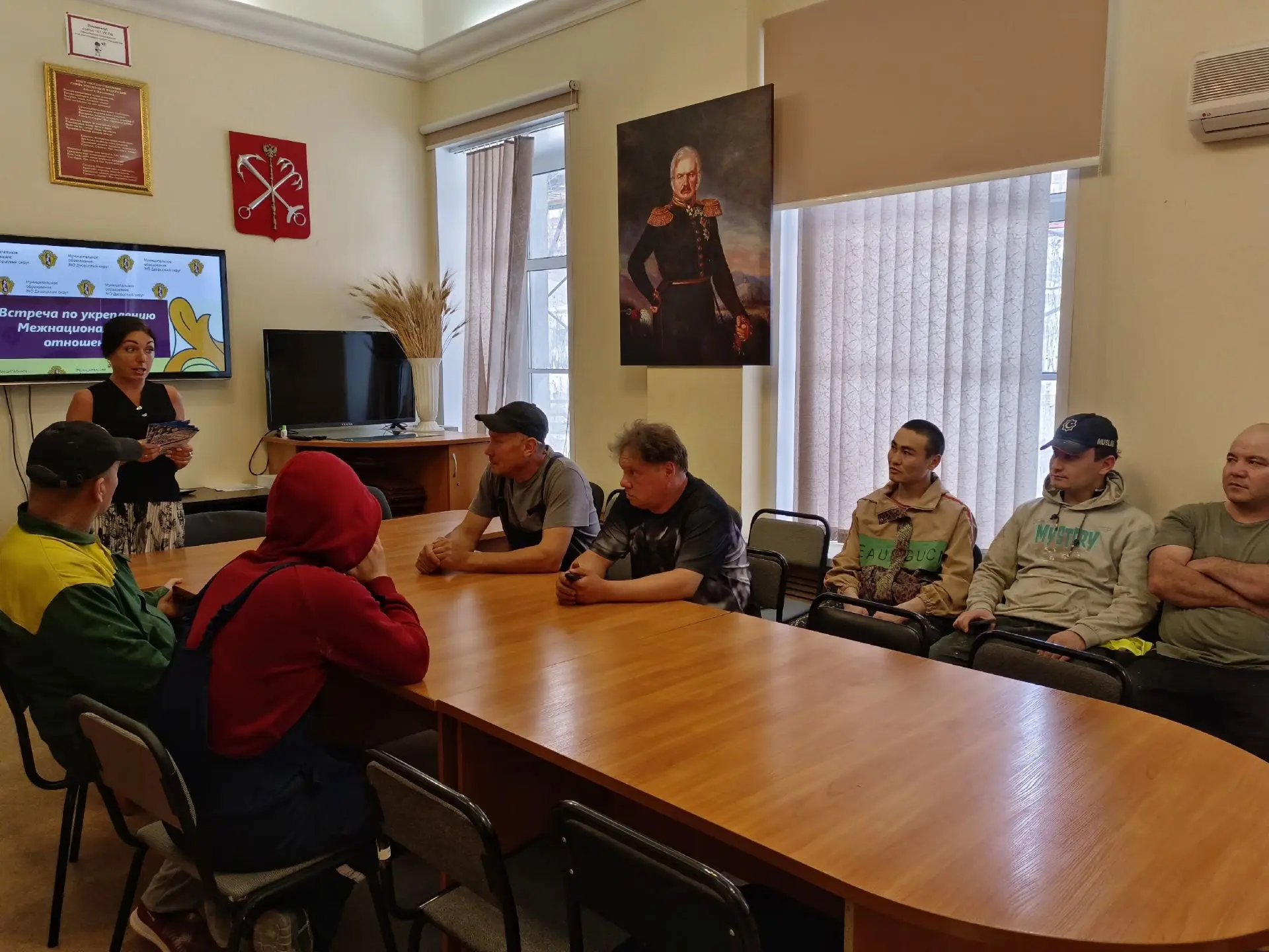 Укрепление межнационального диалога и поддержка мигрантов в Дворцовом округе