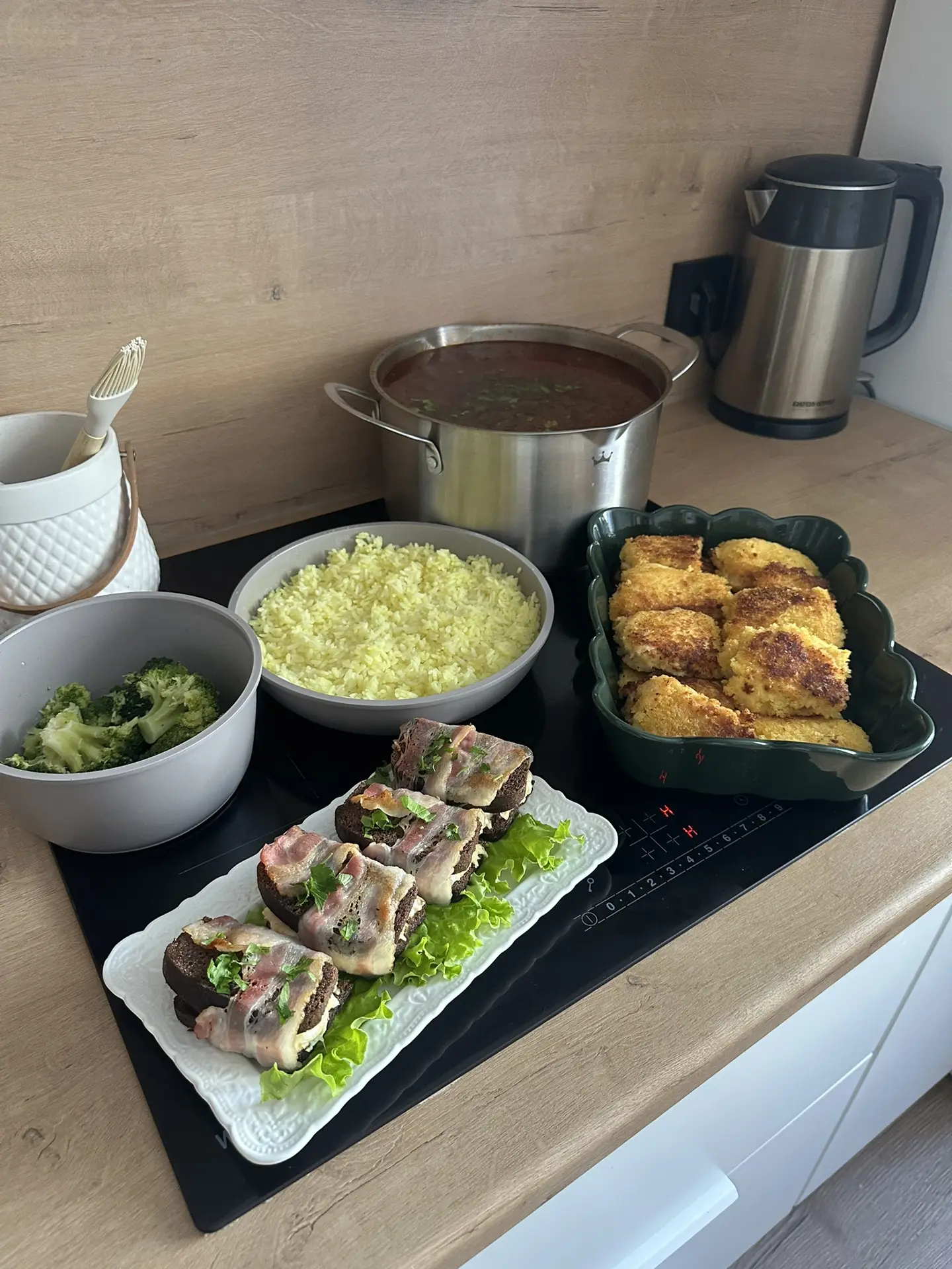 Обед и ужин сегодня такой 😋