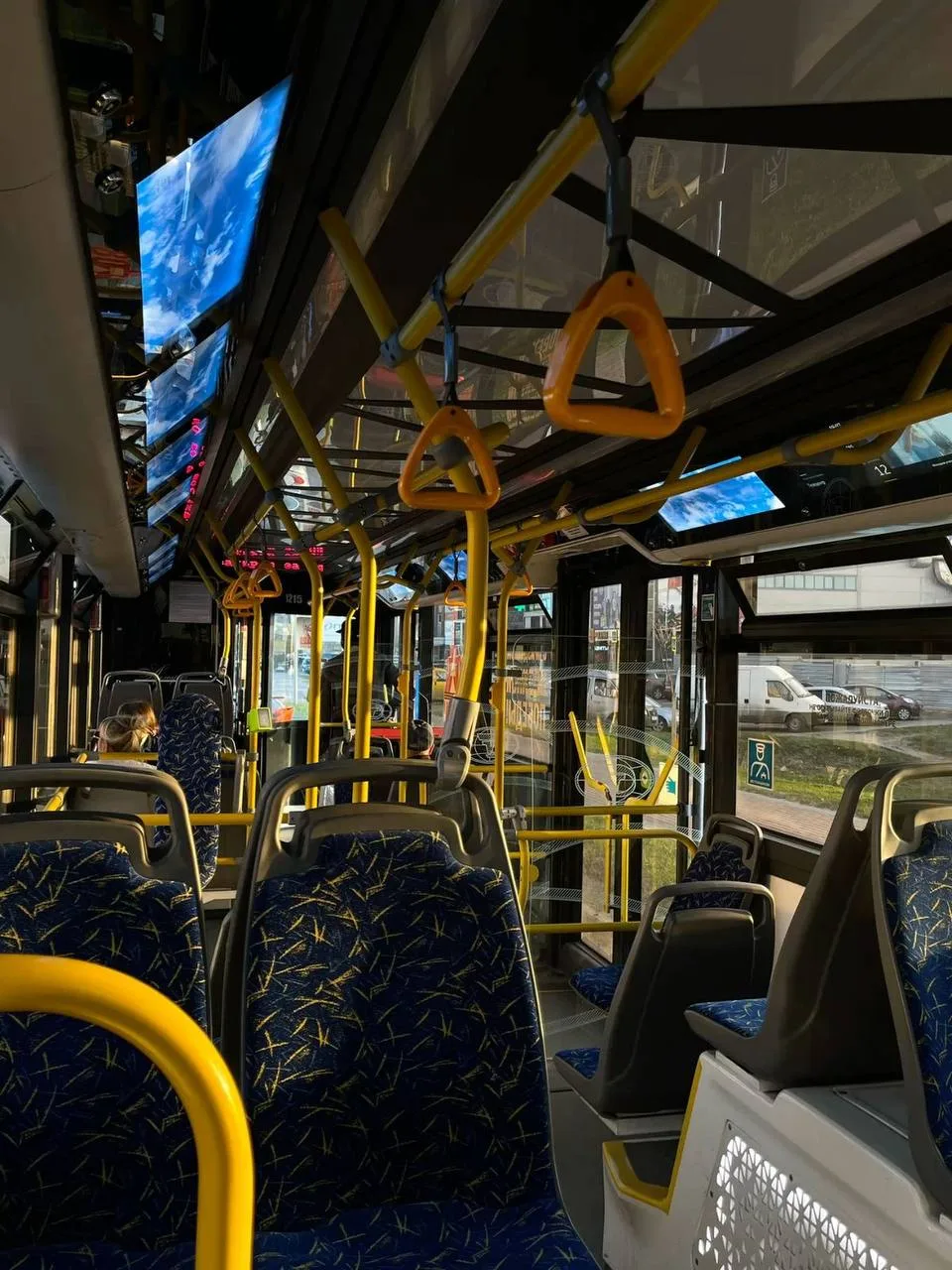 🚌Упавшая в автобусе пассажирка отсудила 500 тысяч рублей у перевозчика в Южно-Сахалинске
