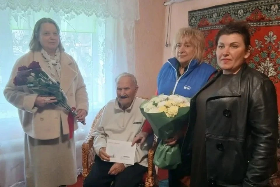 ⚡️ Сергею Ткаченко исполнилось 100 лет  Ветеран Великой Отечественной войны из Станично-Луганского р