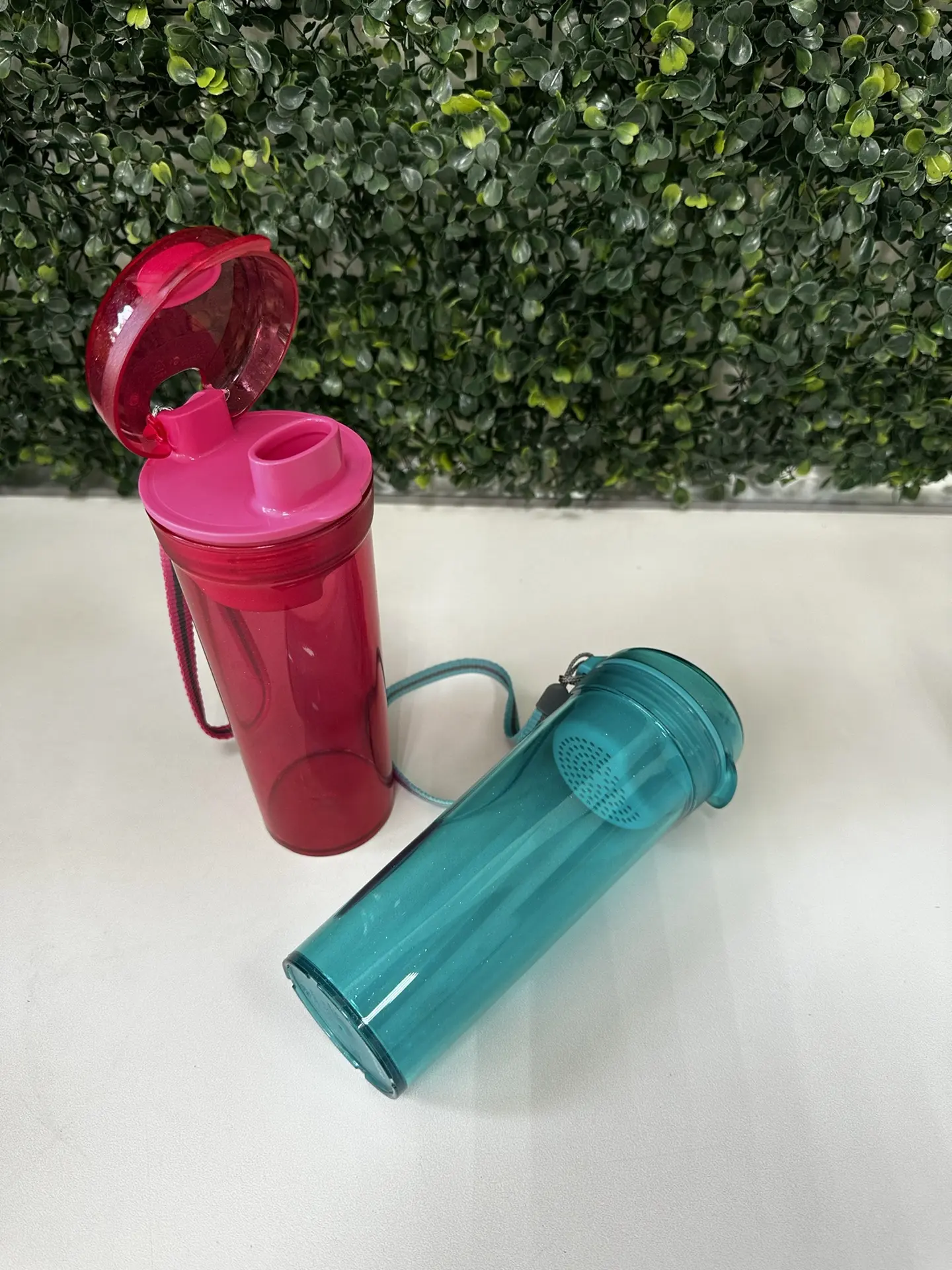 Стильные, похожие на стекло новиночки Tupperware