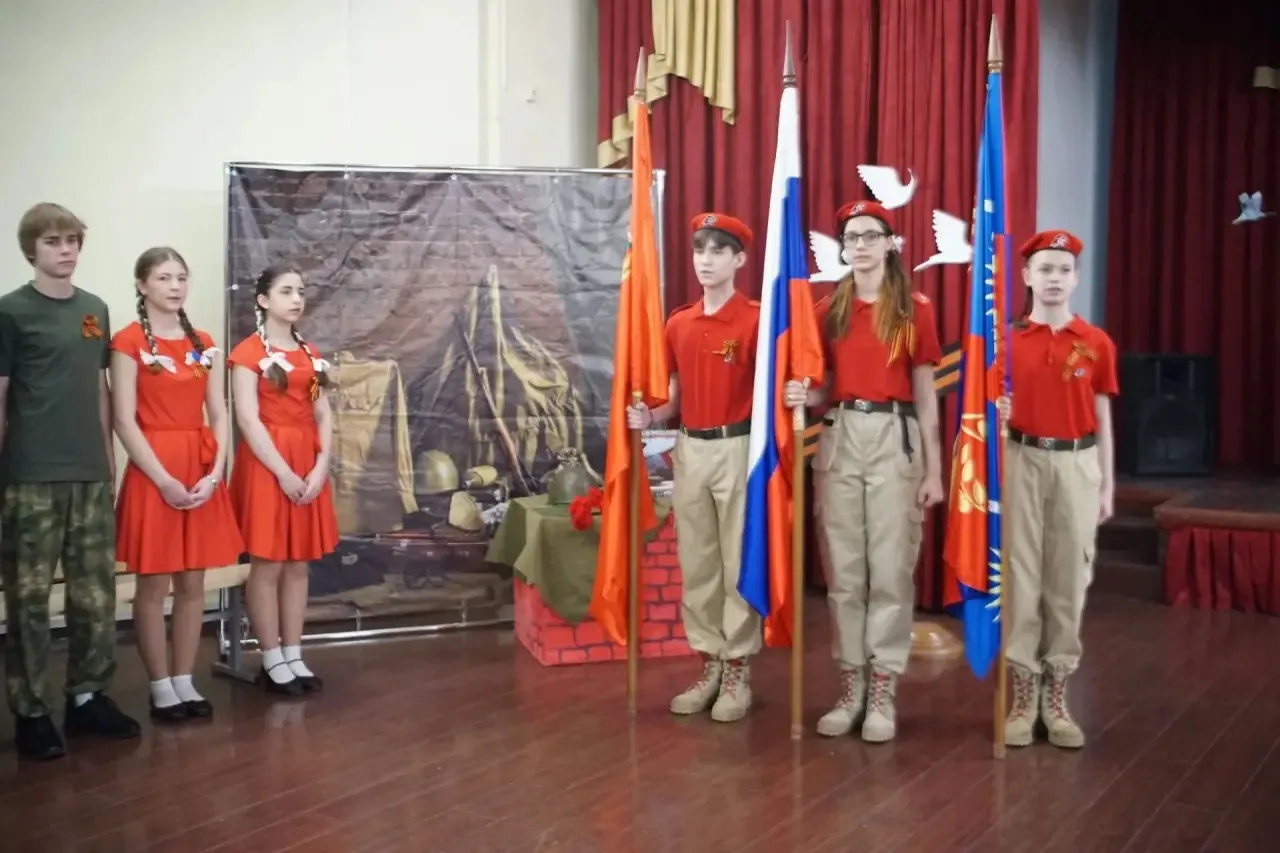🔥 Урок МУЖЕСТВА: когда история оживает прямо в классе! В нашей школе прошёл настоящий «Урок мужества