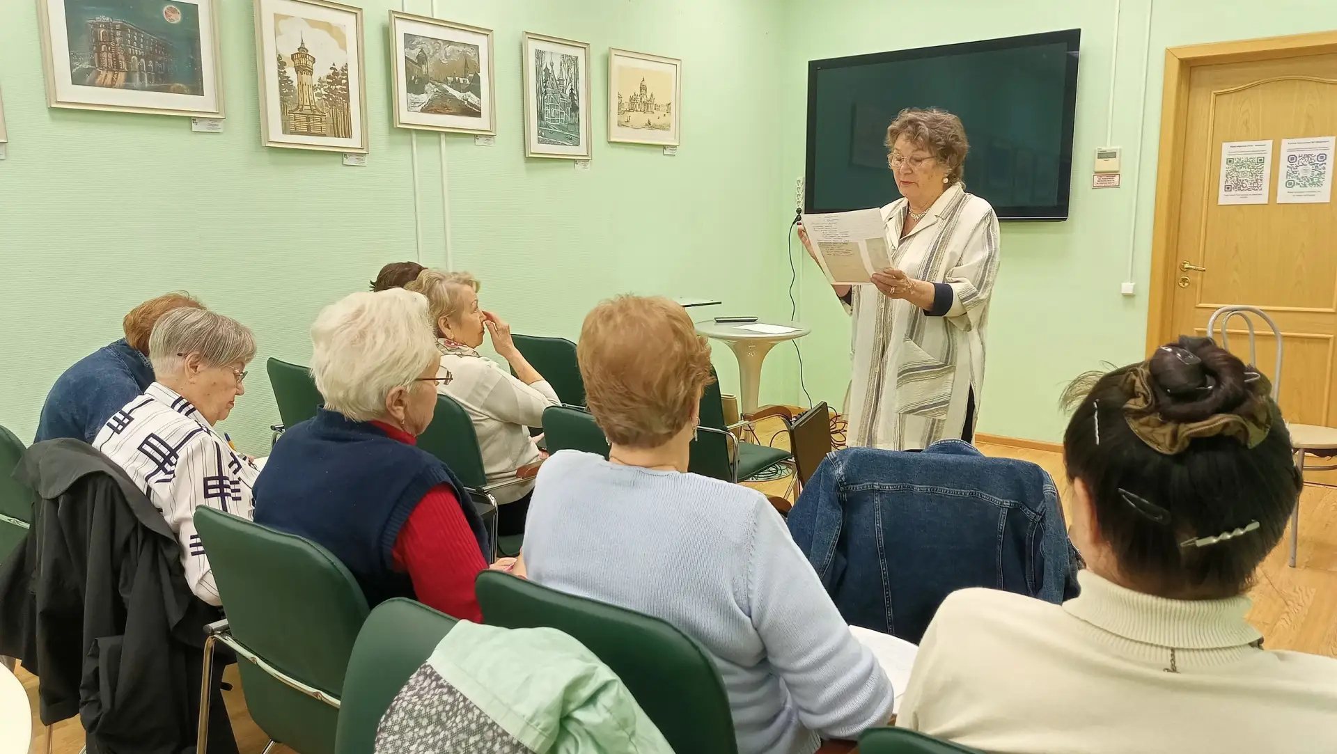 🎵 Передайте мамам, бабушкам, соседкам или возьмите себе на заметку, что в Библиотеке №...