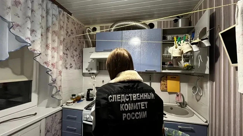 🚑 Саратовца госпитализировали из пятиэтажки с отравлением угарным газом