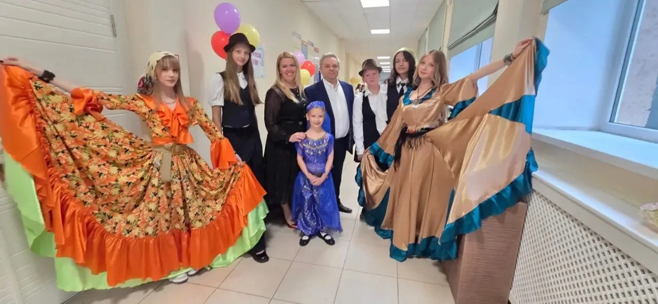 🎉День учителя: праздник, где каждый почувствовал себя особенным! В этот день лицей пре...