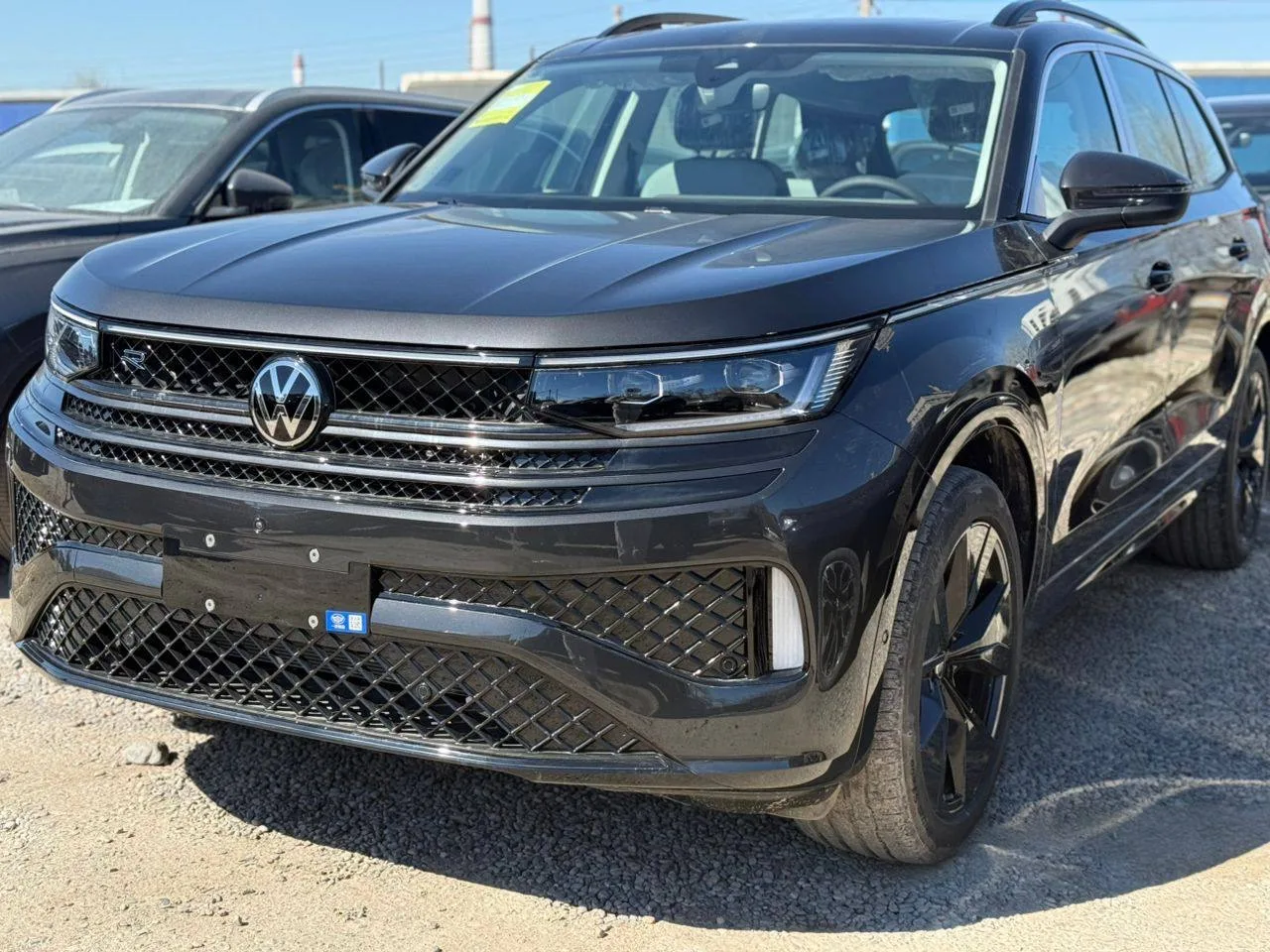 🚘Volkswagen TAVENDOR 2.0(220)4WD
