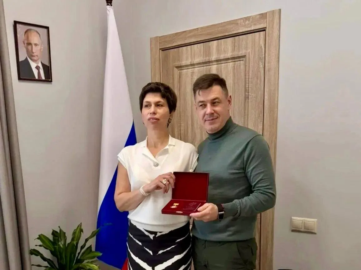 Сотрудники УТНКР отмечены наградами Минстроя России