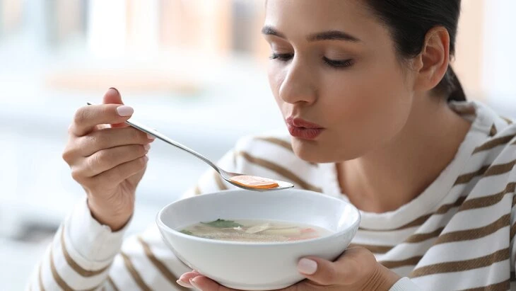 🍽️  Больше половины москвичей едят в одиночестве, и многие — сознательно