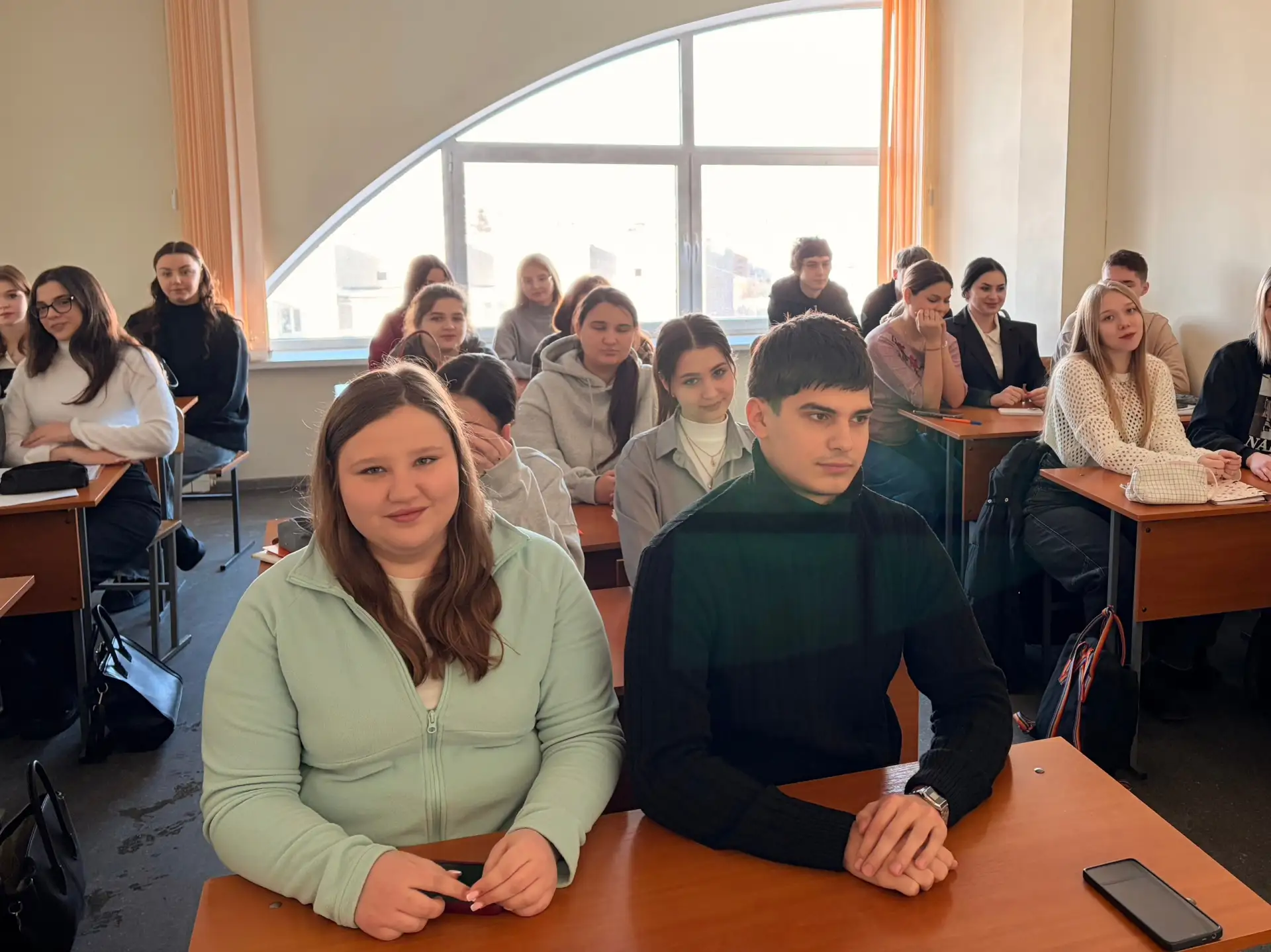 🗳 Молодежная избирательная комиссия Курской области провела игру «Твой выбор» на юридическом факульт
