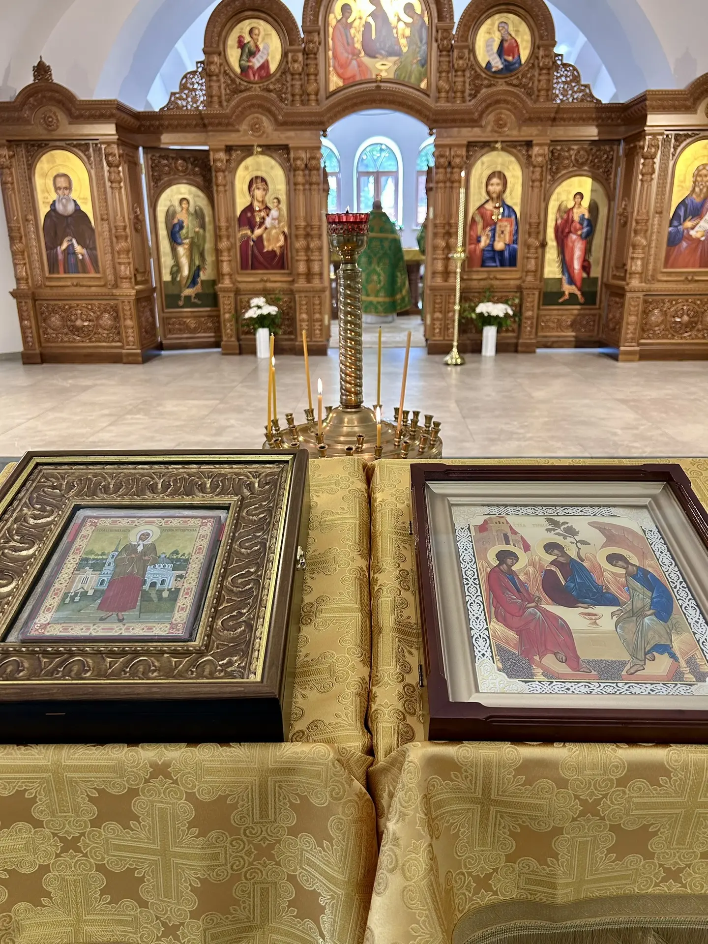 Святая блаженная мати Ксения, моли Бога о нас!