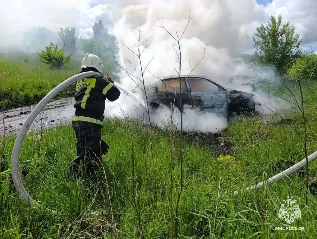 ❗В Новосильском районе потушили автомобиль    За прошедшие сутки орловские пожарно-спасательные подр