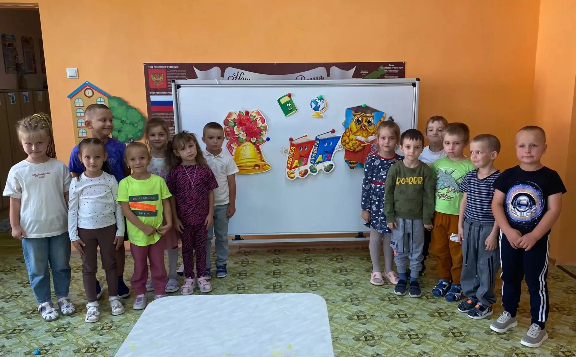 Вот и закончилось яркое, звонкое лето. Наступил сентябрь, а вместе с ним и самый первый...