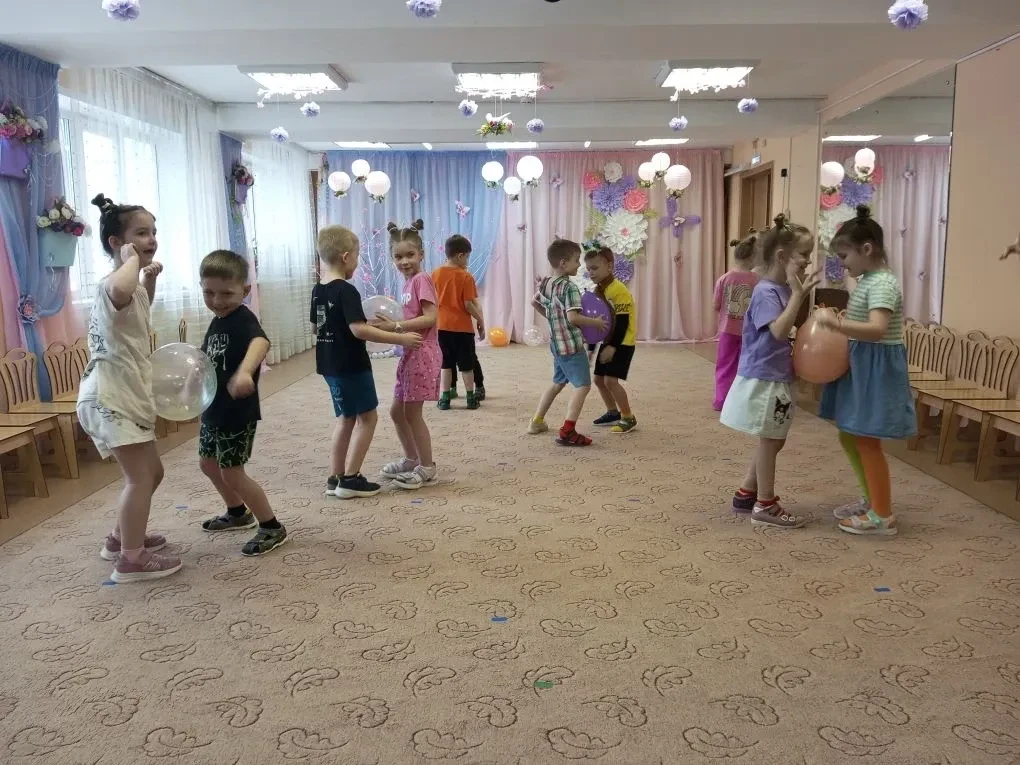 🎉 Весенний день смеха и радости в нашем детском саду! 🎉