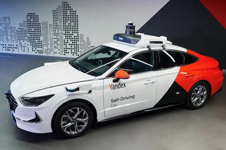 🚕 В Москве в 2026 году в два раза расширят парк беспилотных такси и запустят их в новых районах

Ст
