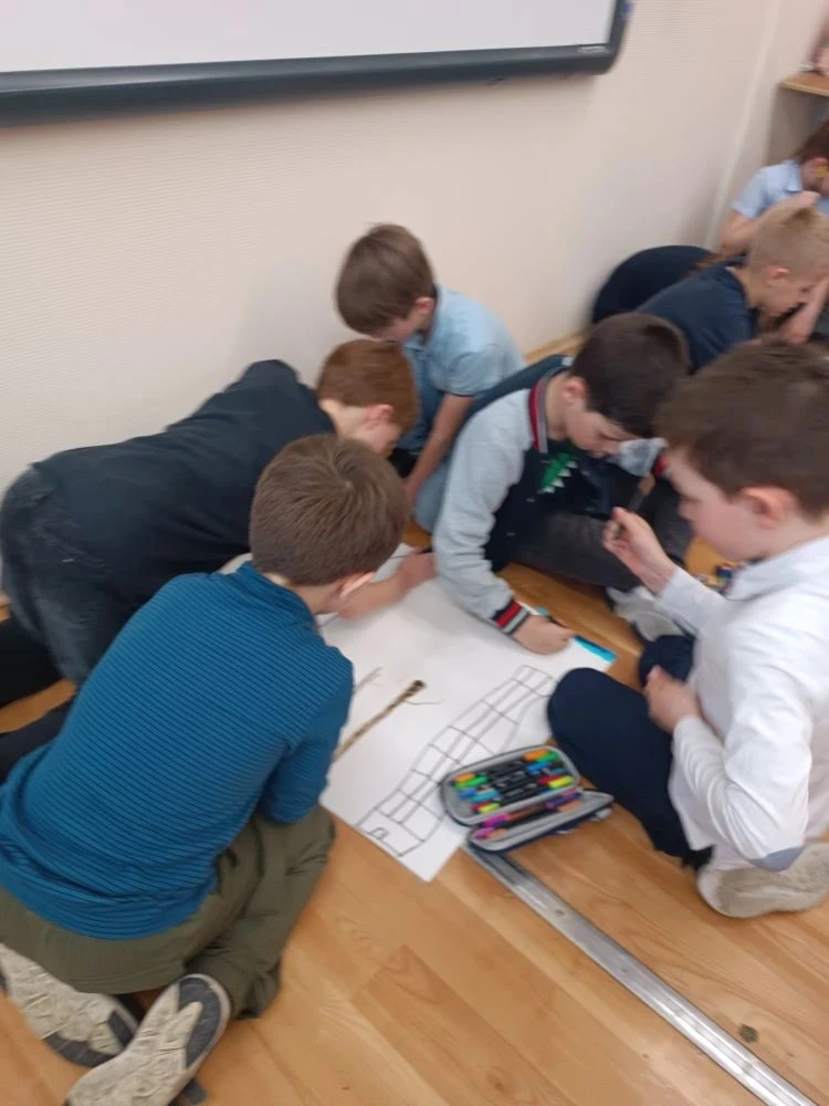 🎨 Неделя психологии: строим «Город мечты и радости»!  🎡Неделя психологии в самом разгаре, и наши вто