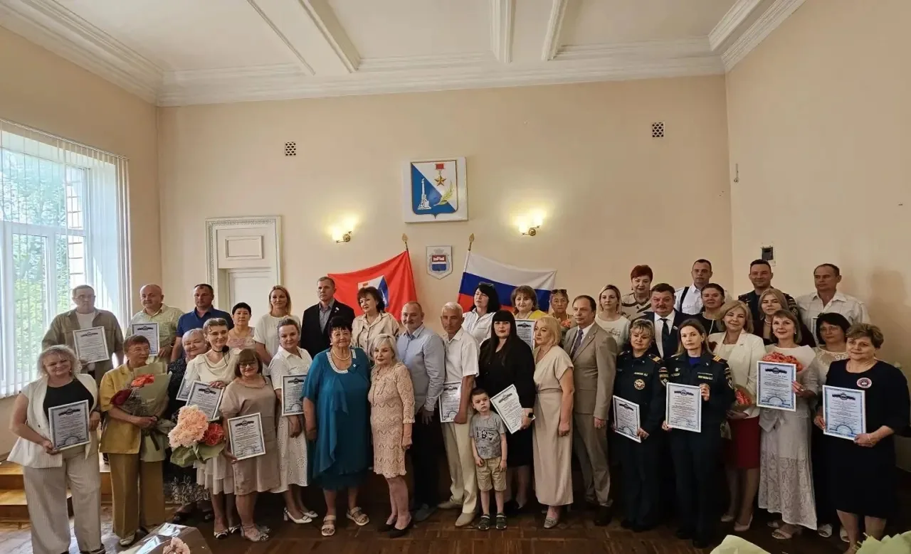 Сегодня состоялось торжественное открытие Доски почета Нахимовского муниципального округа – важного 