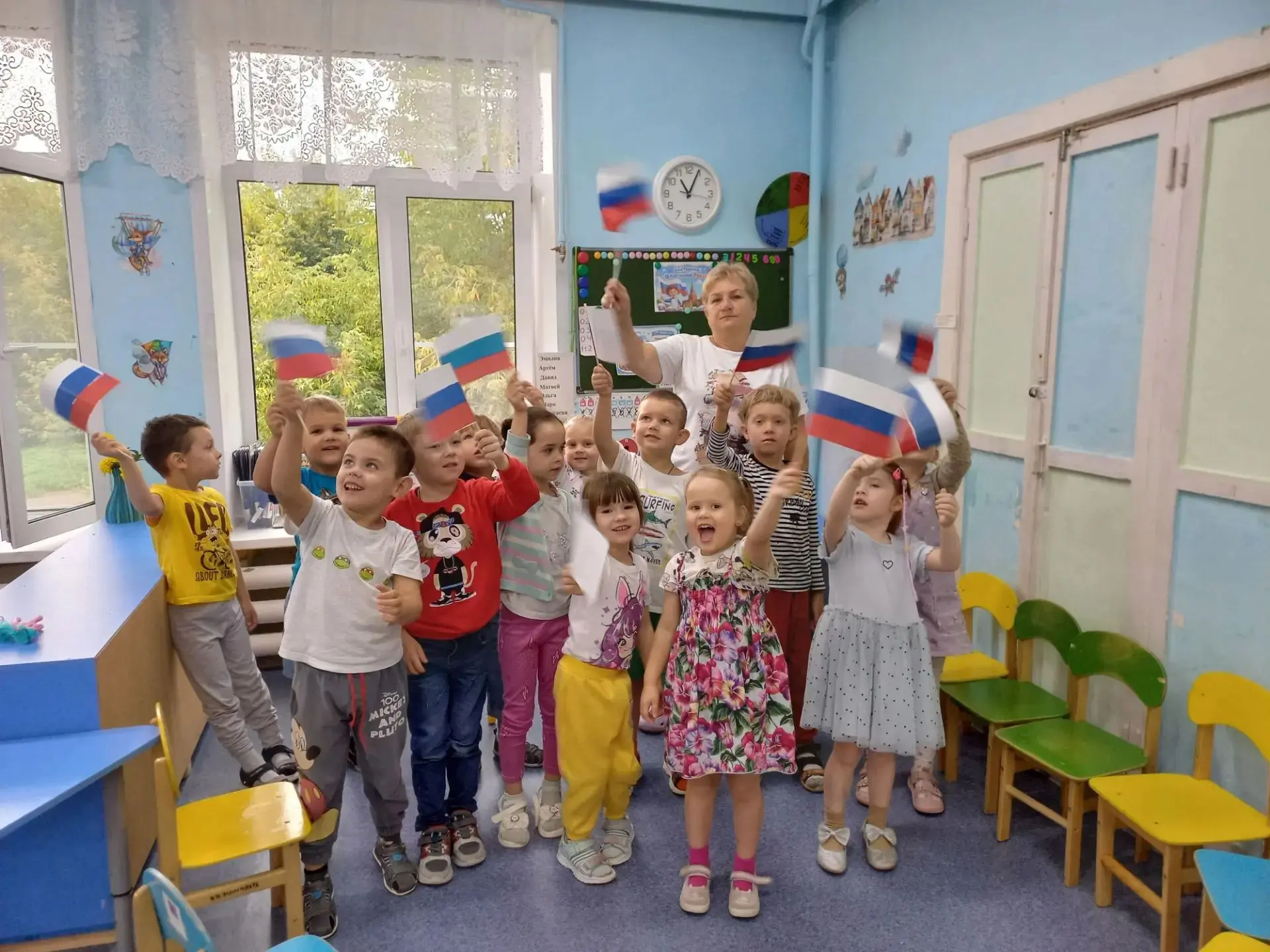 🇷🇺 Белый, синий, красный — цвета нашей гордости!