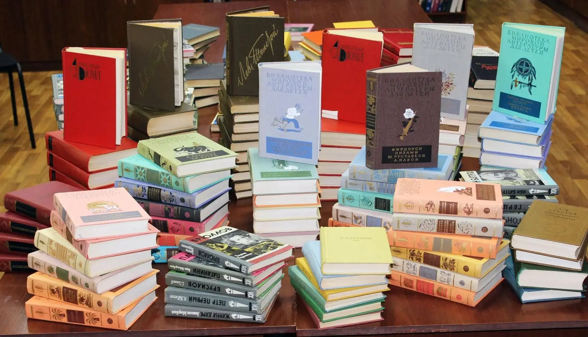 📚❤Сердечная  благодарность за подаренные библиотеке книги!❤📚