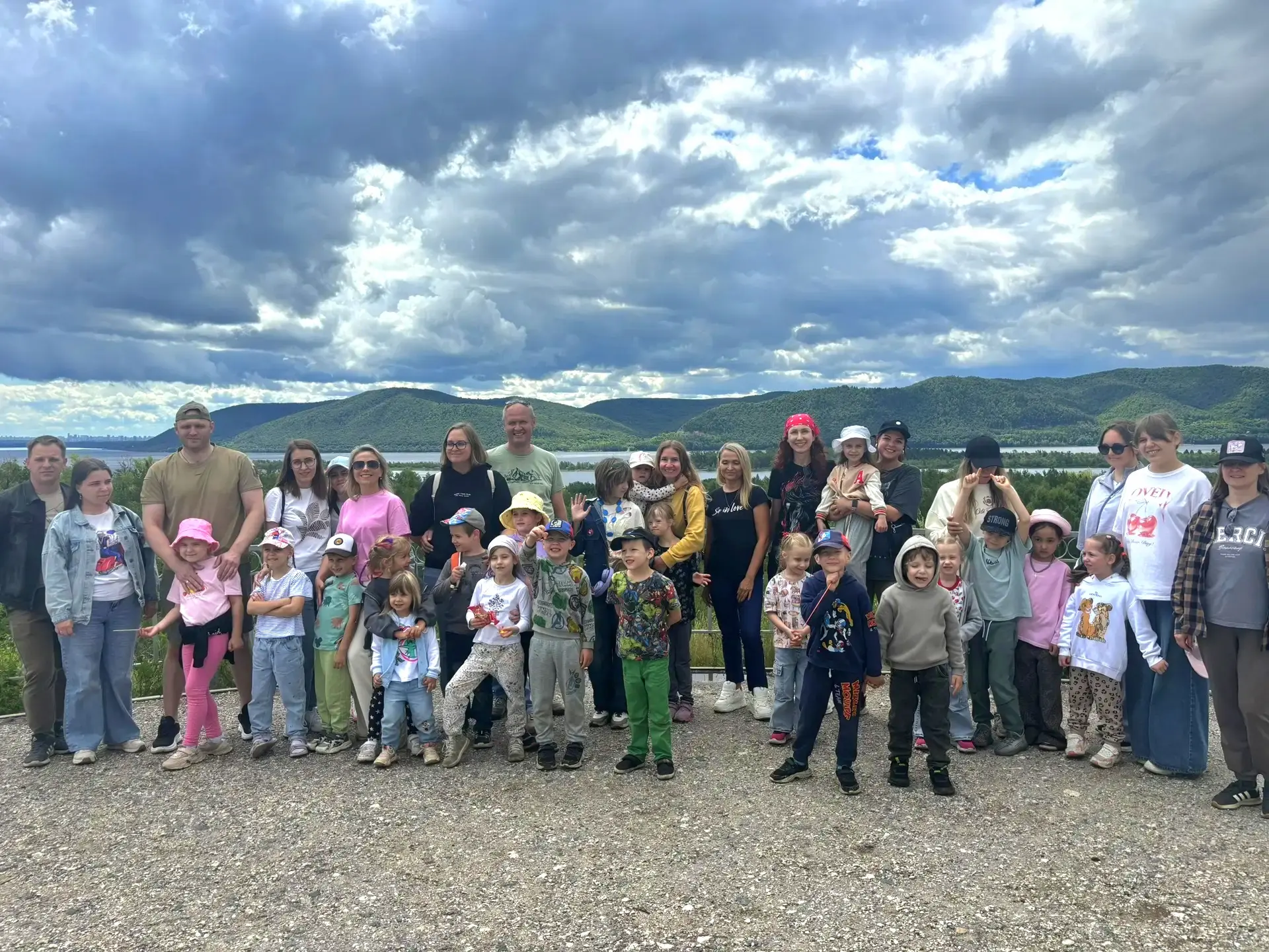 🏕К нашим ребятам в "Подсолнушек" приходили в гости путешественники-туристы Ох и Ах и р...
