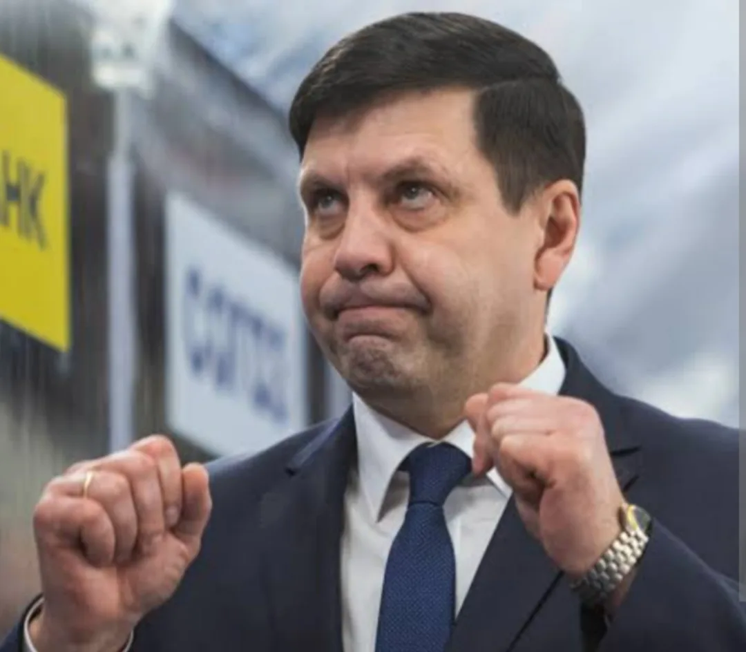 Павел Зубов покинул пост главного тренера ХК «Лада».