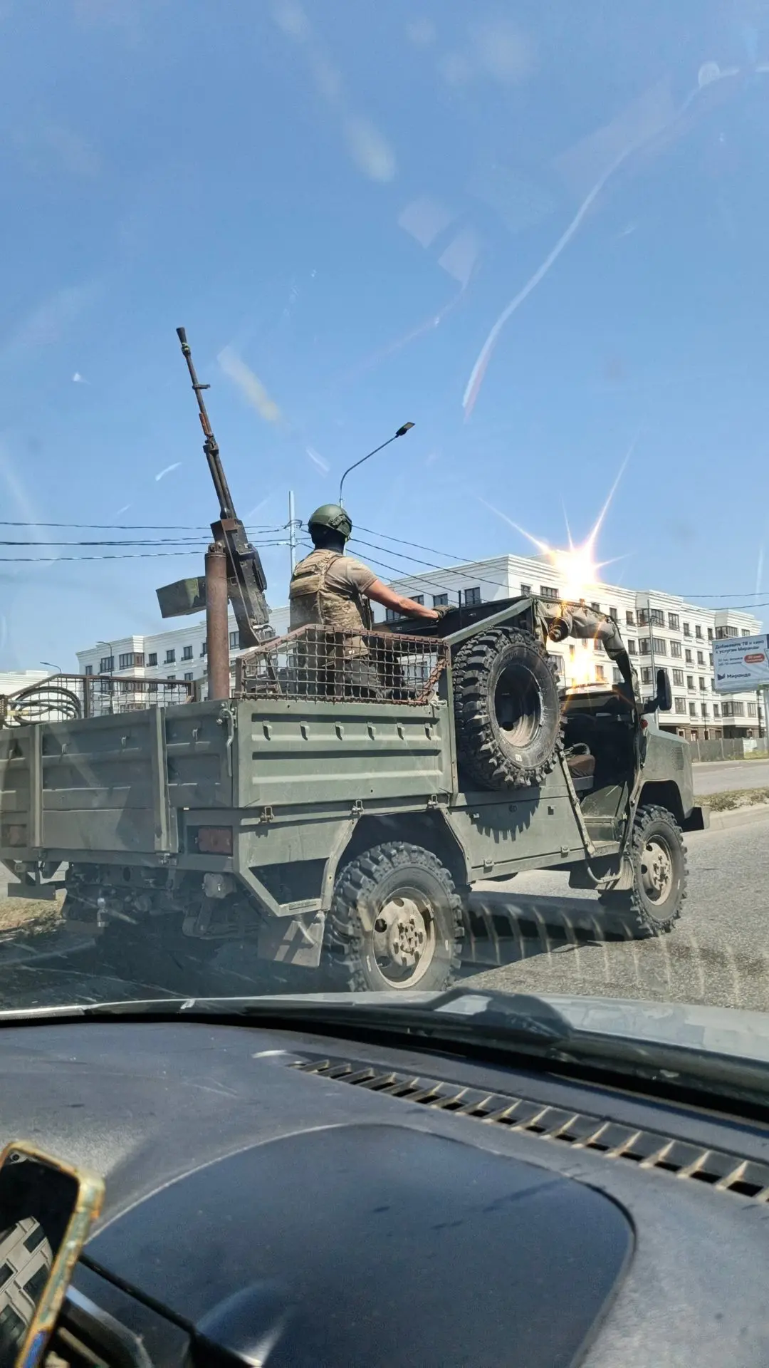 СВОИХ НЕ БРОСАЕМ