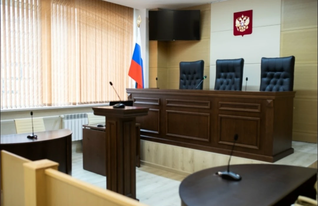 Бывший чиновник администрации Надымского района ЯНАО осужден за растрату и взятку при б...