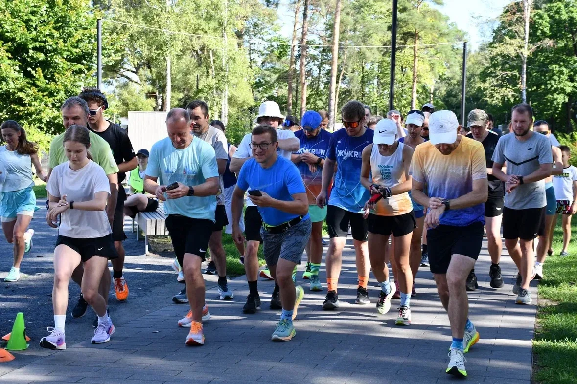В парке прошел День физкультурника

🏟️ Для гостей и жителей города провели много спортивных меропри