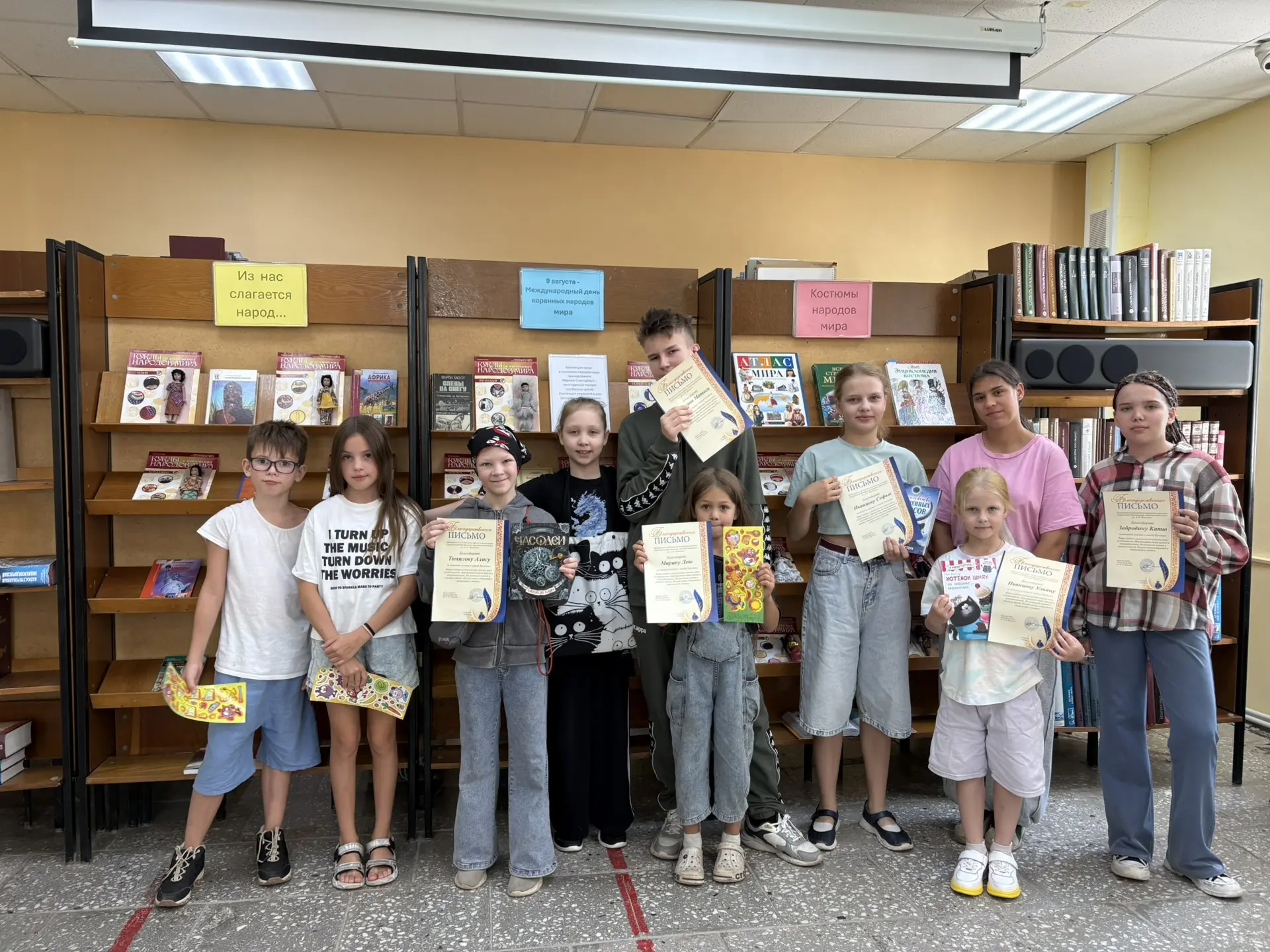 Сегодня в Центральной библиотеке им. А. Н. Чуманова состоялось чаепитие и награждение у...