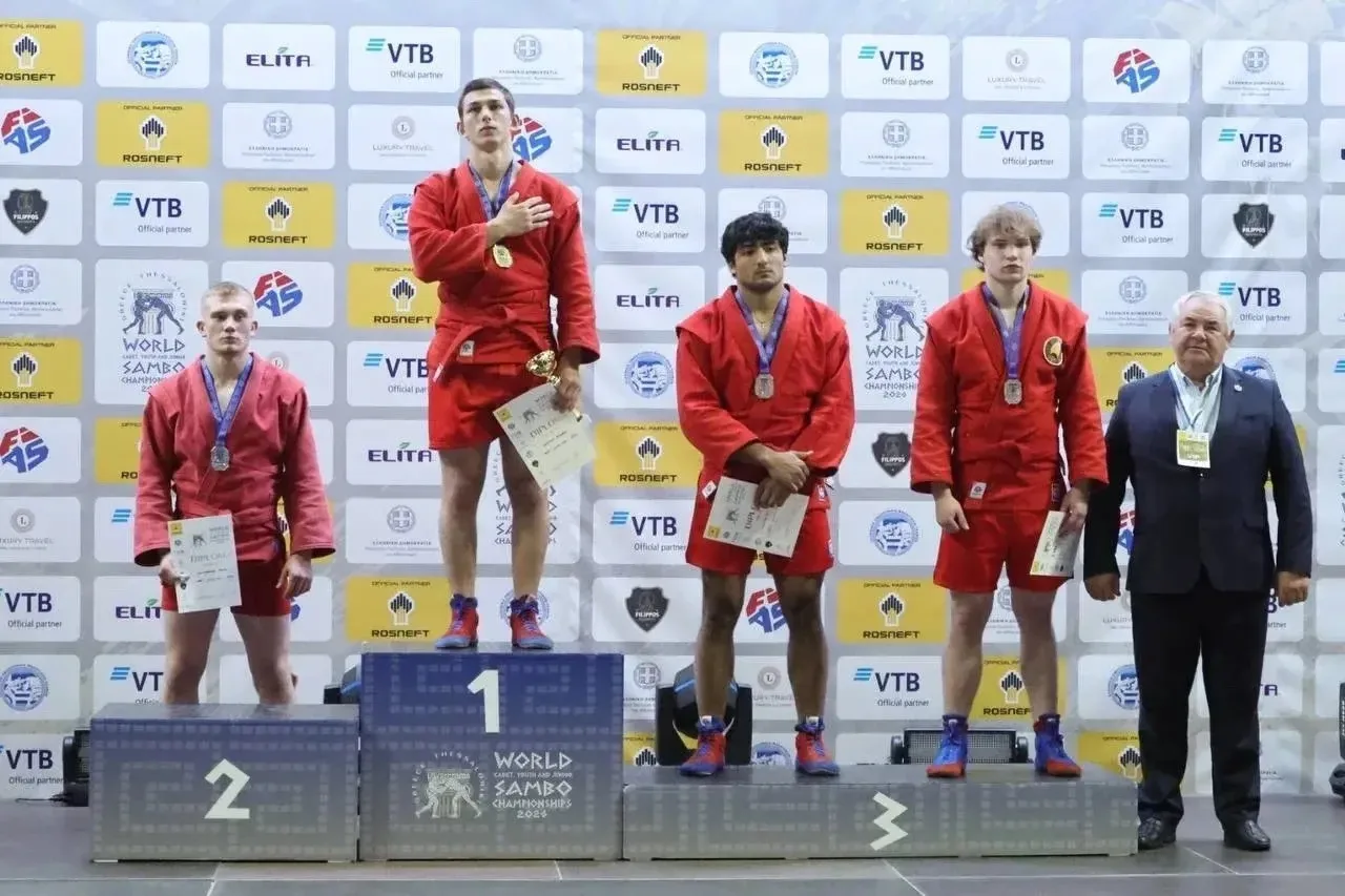 Эдуард Арбузов — победитель молодёжного первенства мира по самбо 🥇
