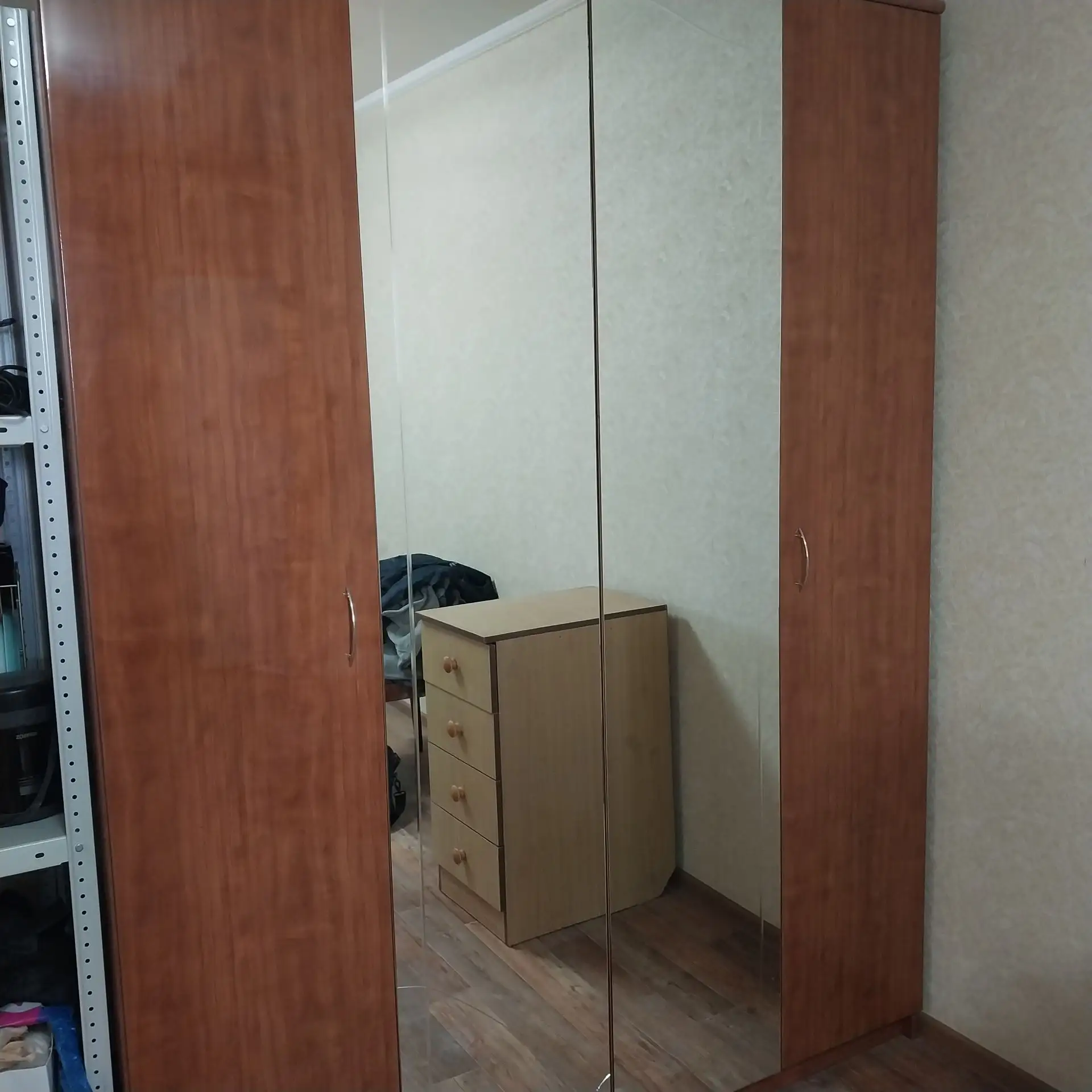 Отдам шкаф ШАТУРА, 600х1650х2200мм, крепкий, вместительный. Самовывоз Красная Глинка.