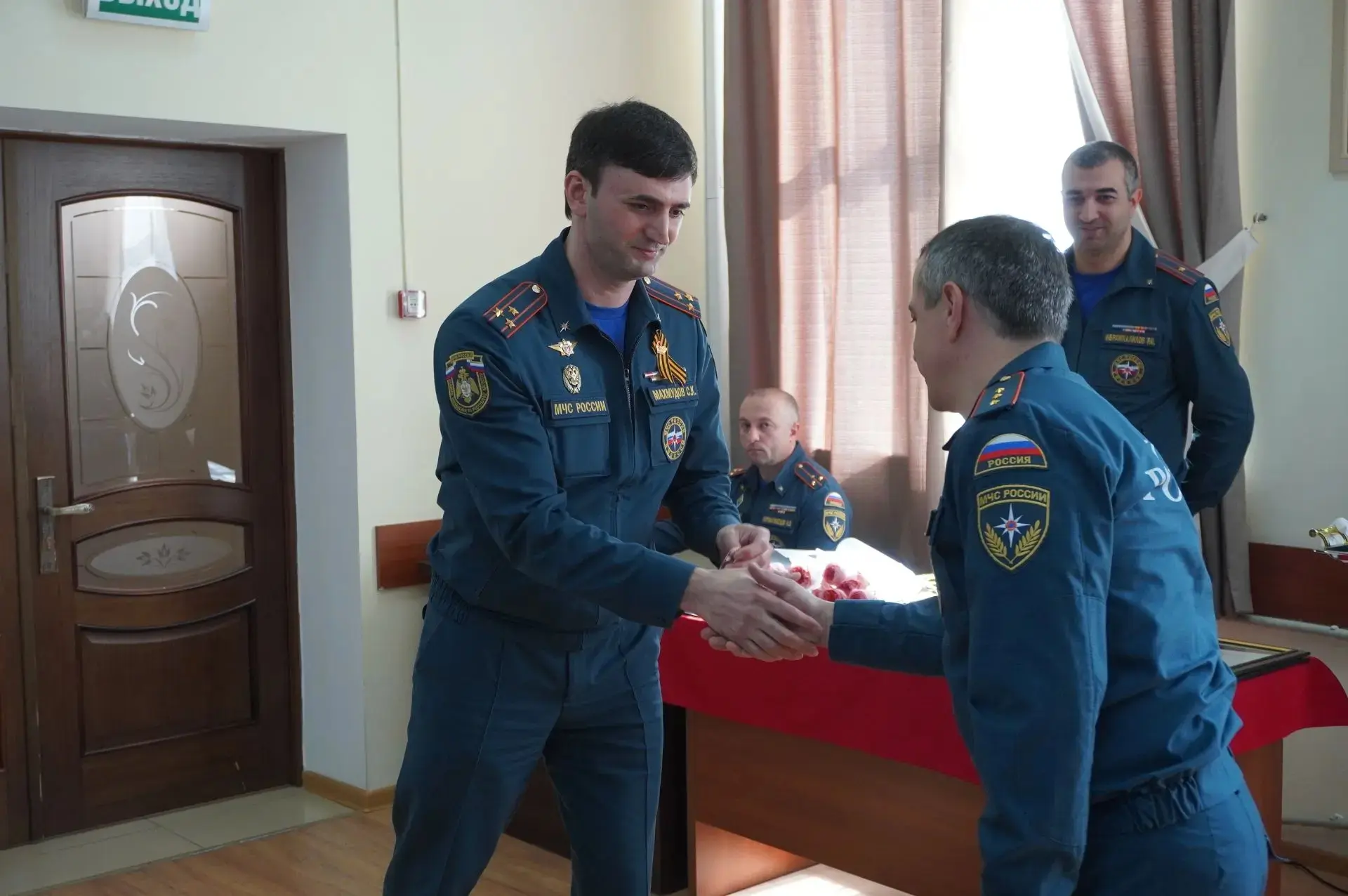 🎗В МЧС Дагестана состоялось торжественное мероприятие ко Дню пожарной охраны   Открывая праздничное 