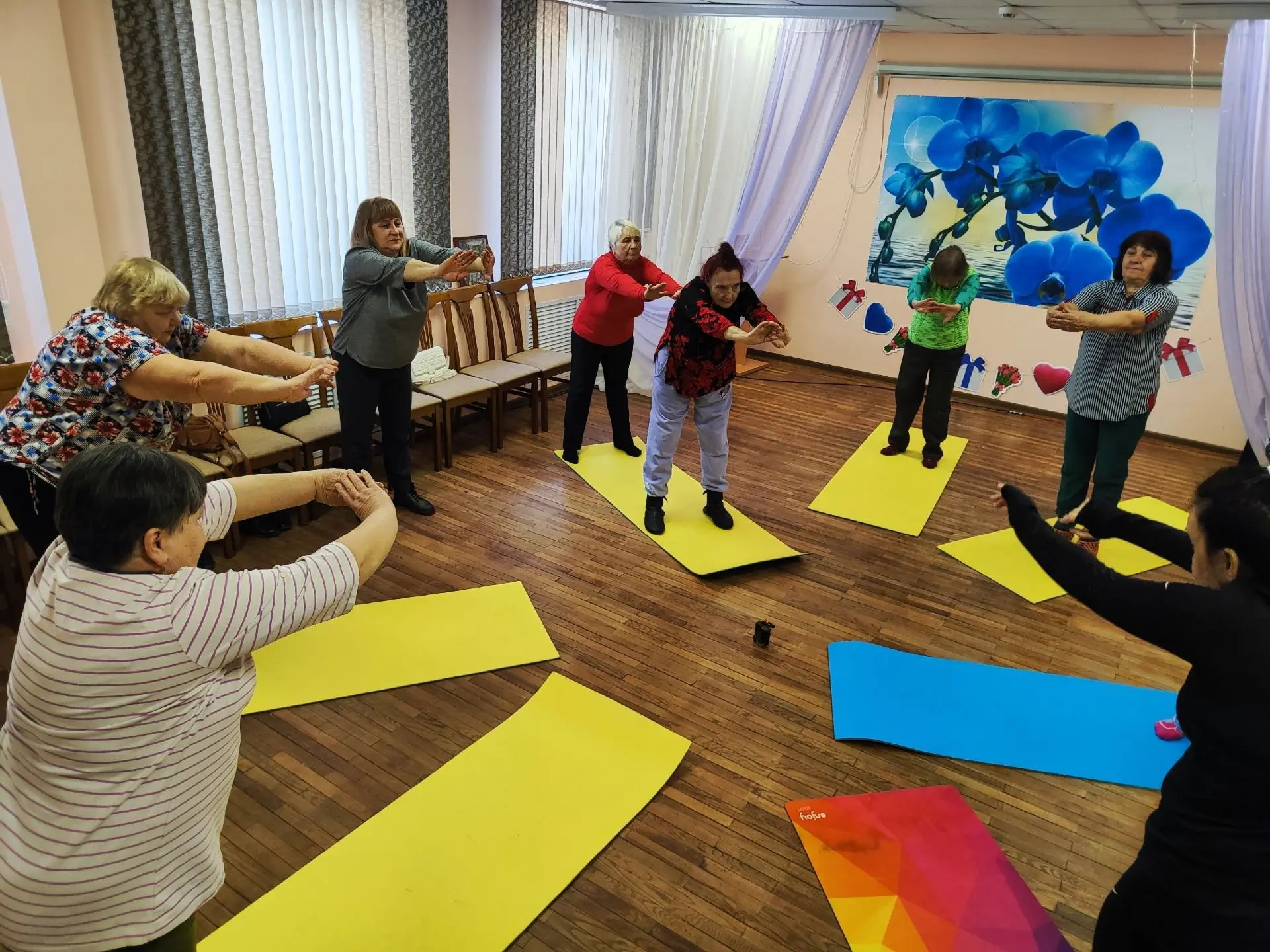 🌟Гармония тела и духа ⁣ 🏡В "Клубе золотого возраста" Монастырщинского комплексного центра социальног