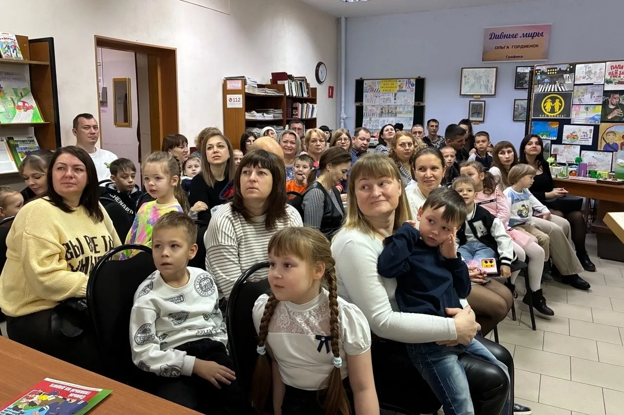 Знает каждый из детей,