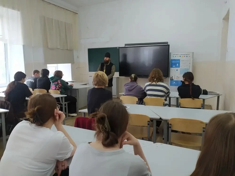 В колледже состоялось событие в рамках программы «Духовное просвещение». Студенты встре...