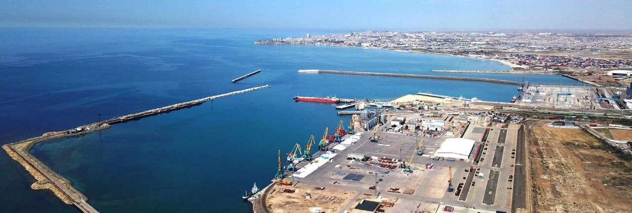 🇰🇿 В порту Актау приступили к основным дноуглубительным работам