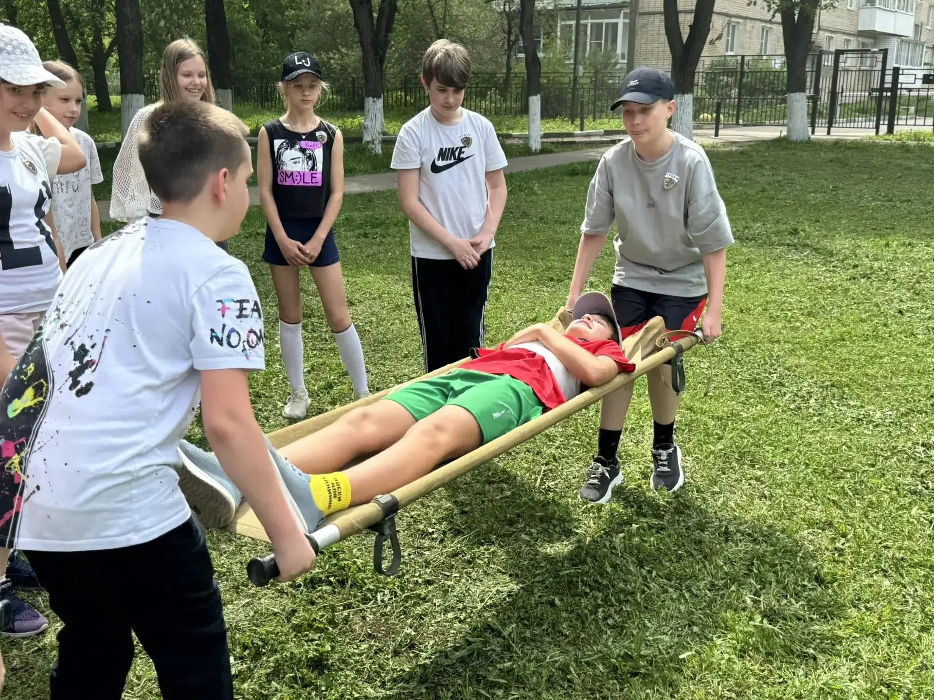 Равнение на Победу!  В школе № 2 прошла ежегодная военно-спортивная игра «Равнение на Победу!», посв