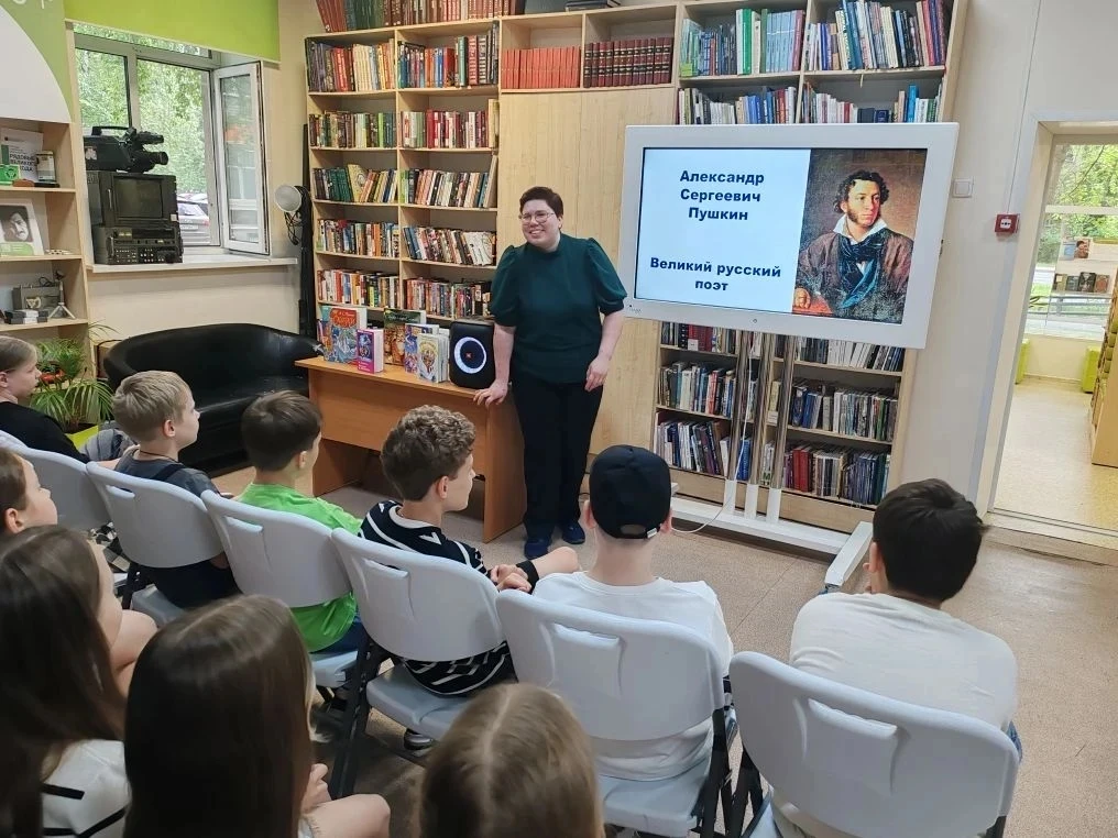 ПУШКИНСКИЙ ДЕНЬ

📚 Шестое июня — важнейшая дата в истории русской культуры. Ежегодно в России в это
