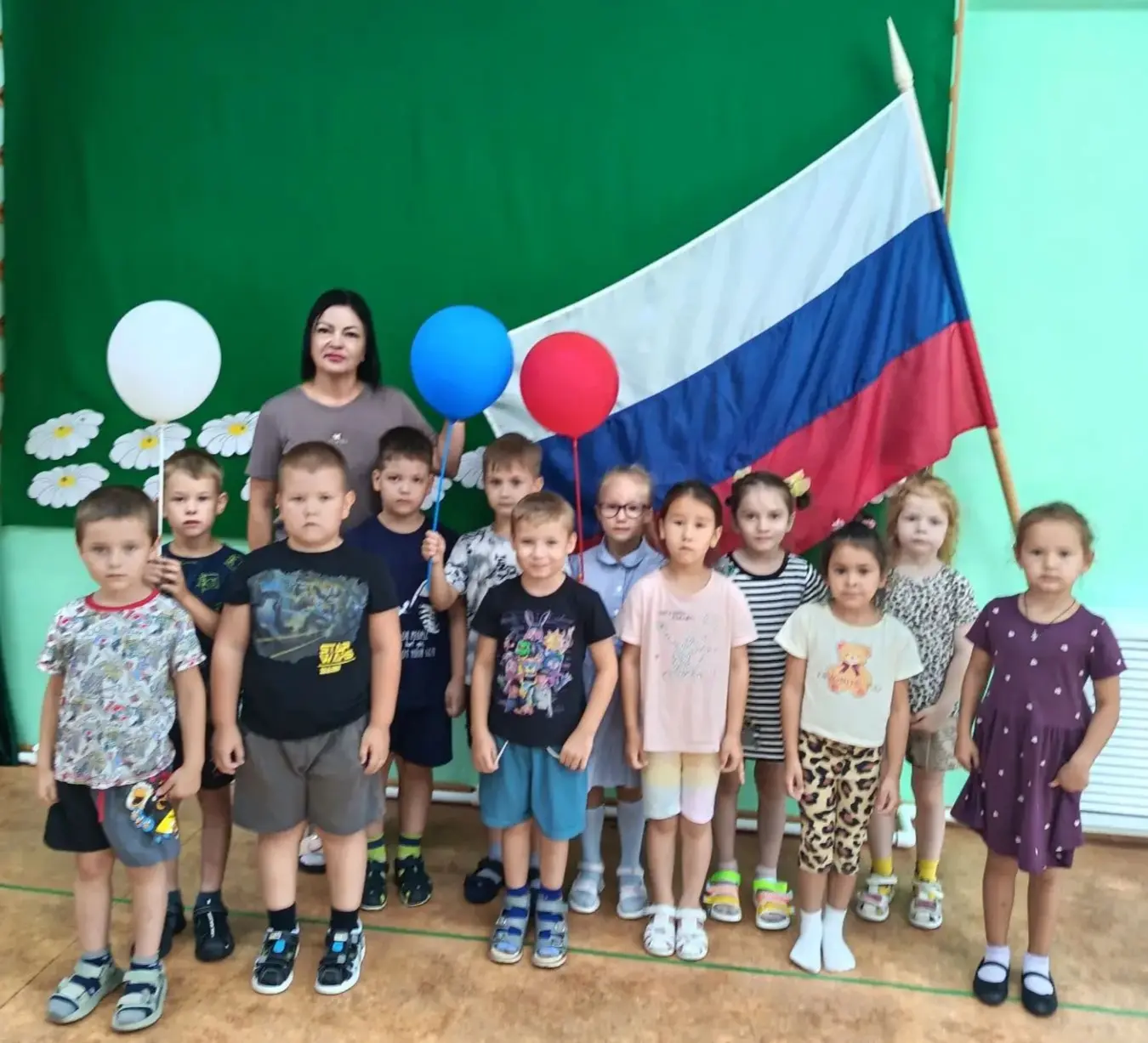 22 августа - День Государственного Флага России🇷🇺🇷🇺🇷🇺🌞👫🎉
