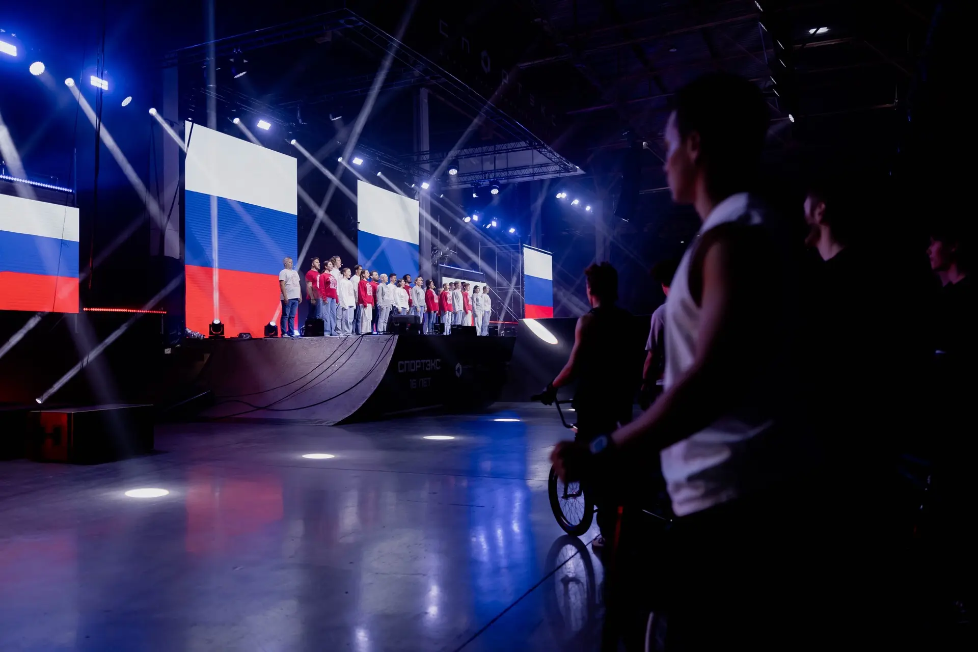 Сегодня вся страна отмечает День Государственного флага Российской Федерации🇷🇺