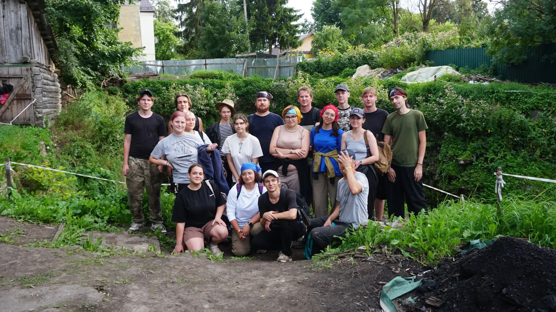 На Пятницком раскопе в Старой Руссе завершилась вторая смена Летней археологической шко...