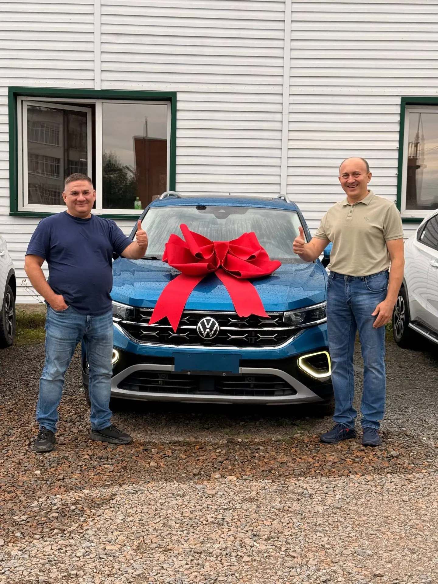 Вручили ключи нашему клиенту Михаилу из Белово от автомобиля Volkswagen Tayron 2022 🤩