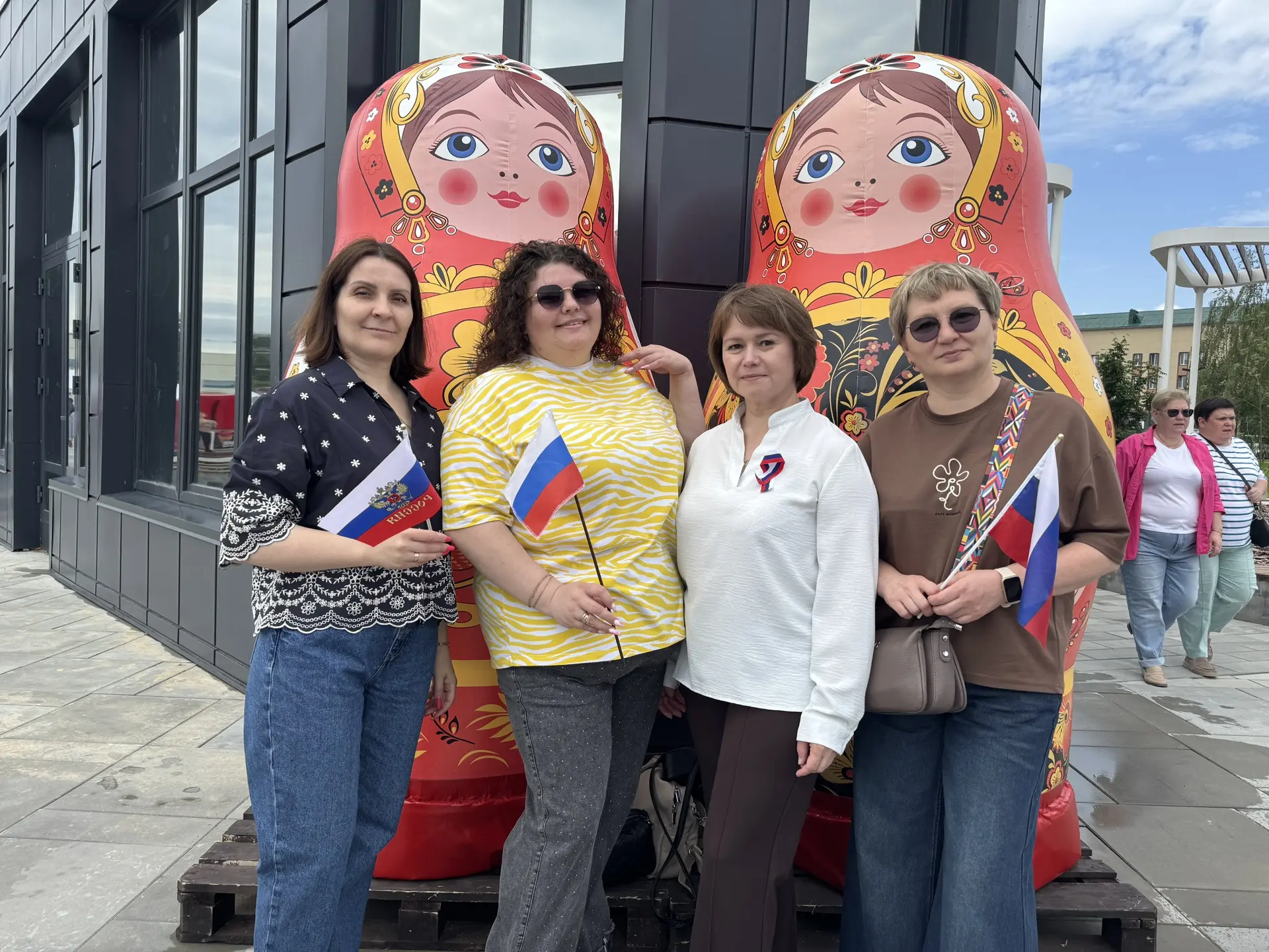 🇷🇺🇷🇺🇷🇺С Днём России!!!🇷🇺🇷🇺🇷🇺

#ОбразованиеЮгорск
#РадугаЮгорск
#ДеньРоссии