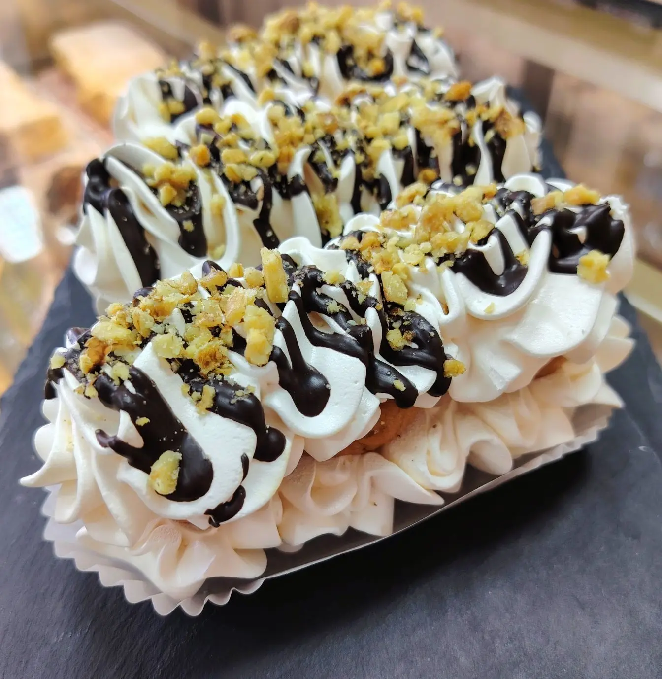 🍰 Безе с ореховым кремом - 80 руб. шт.