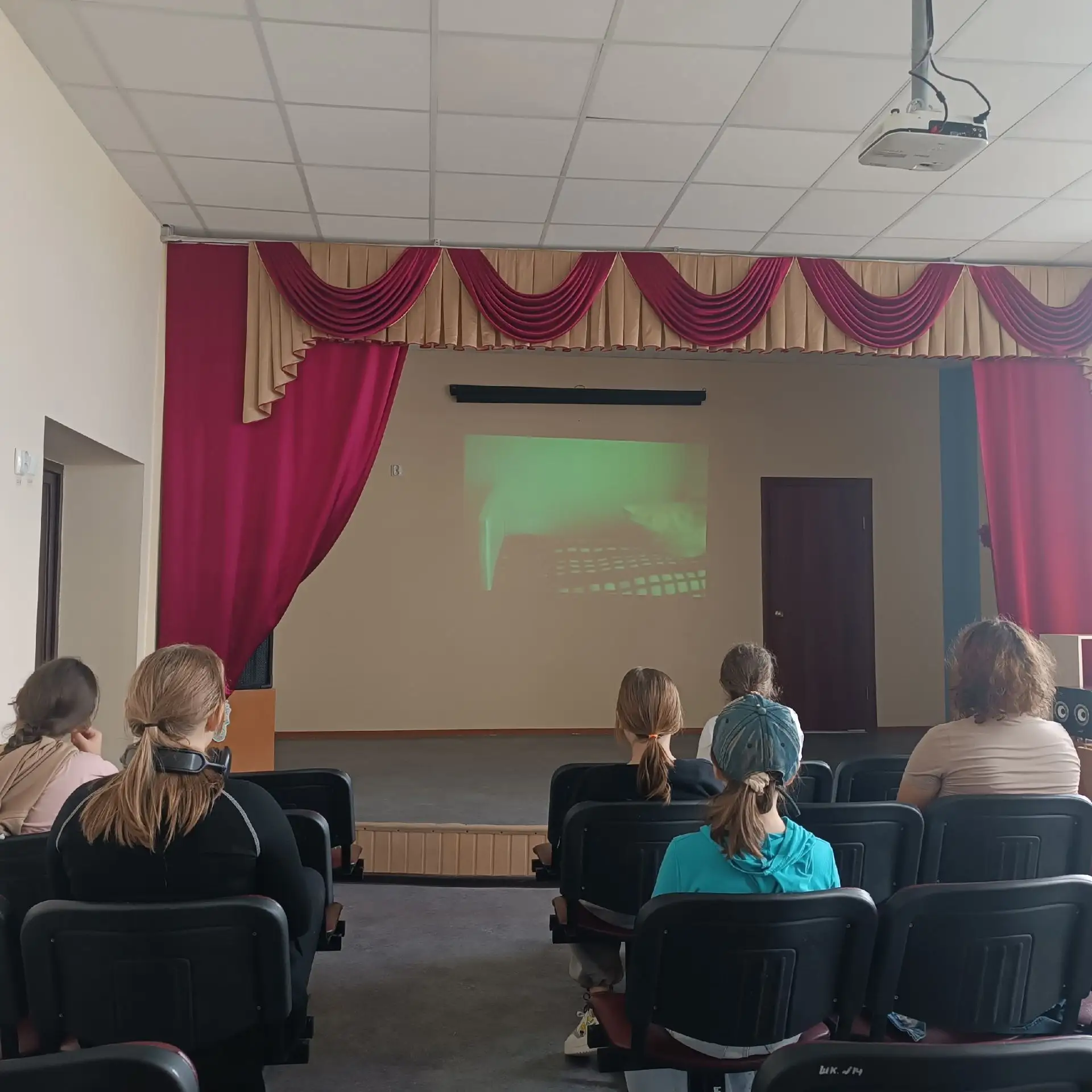 День разгрома советскими войсками немецко-фашистских войск в Курской битве (1943 год).