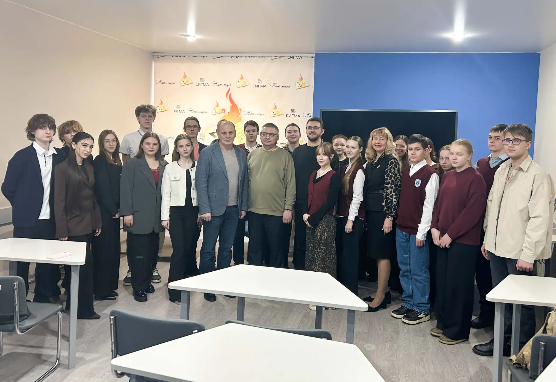 Утро с молодёжью — лучший заряд бодрости. Проверено на себе.