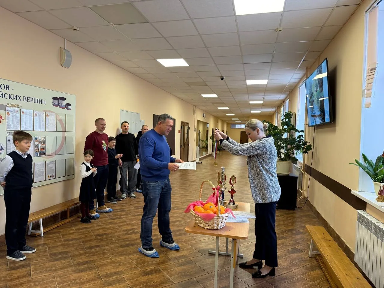 🌟 В тёплой, дружественной обстановке 🏘️ состоялись традиционные школьные состязания спортивного заль