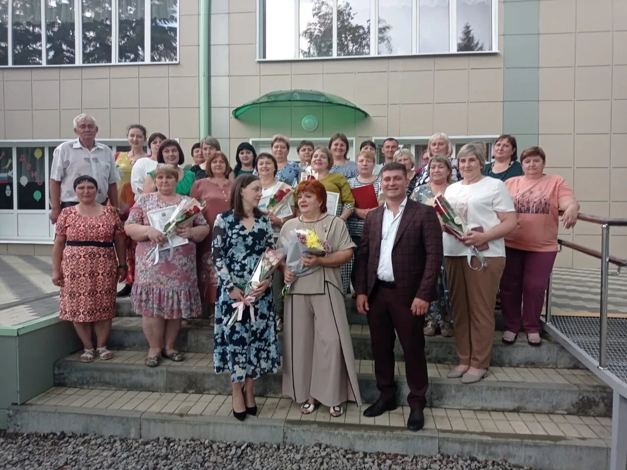 Поздравили сотрудников дома-интерната

https://dobvesti.ru/pozdravili-sotrudnikov-doma-internata.htm