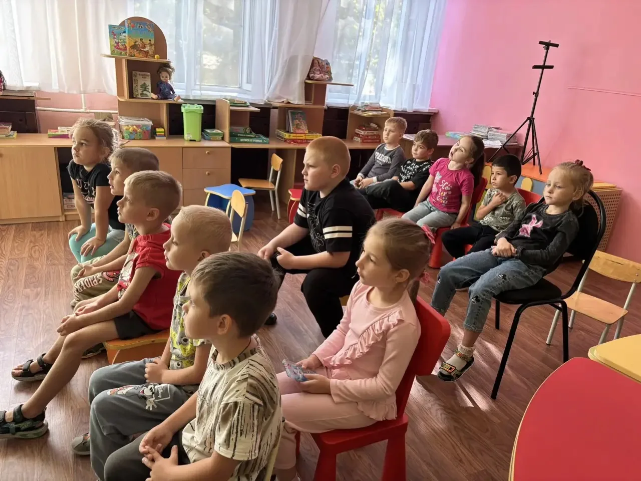 🍁В группе „Подсолнушки“ был особенный день — мы отправились в маленькое осеннее путеше...
