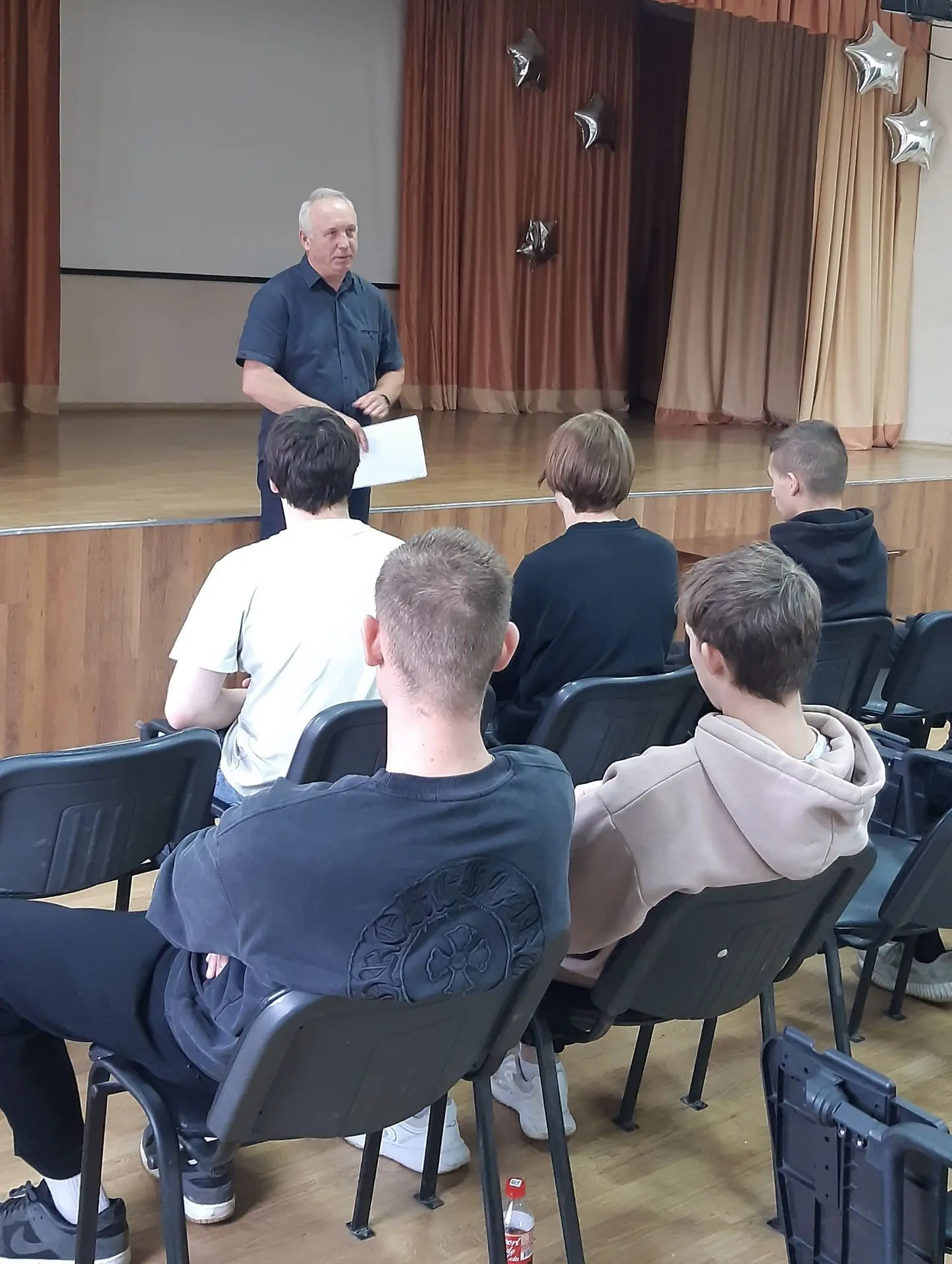Встреча выпускников колледжа с представителями сборного пункта: новые возможности для с...