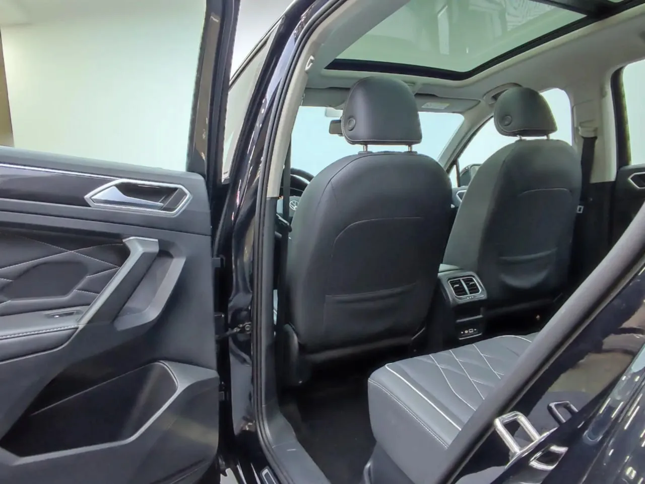 В ПРОДАЖЕ🔽 VOLKSWAGEN TIGUAN L 280TSI 2023 мод. год из Китая!  • Год выпуска: 2022/12 • Производител